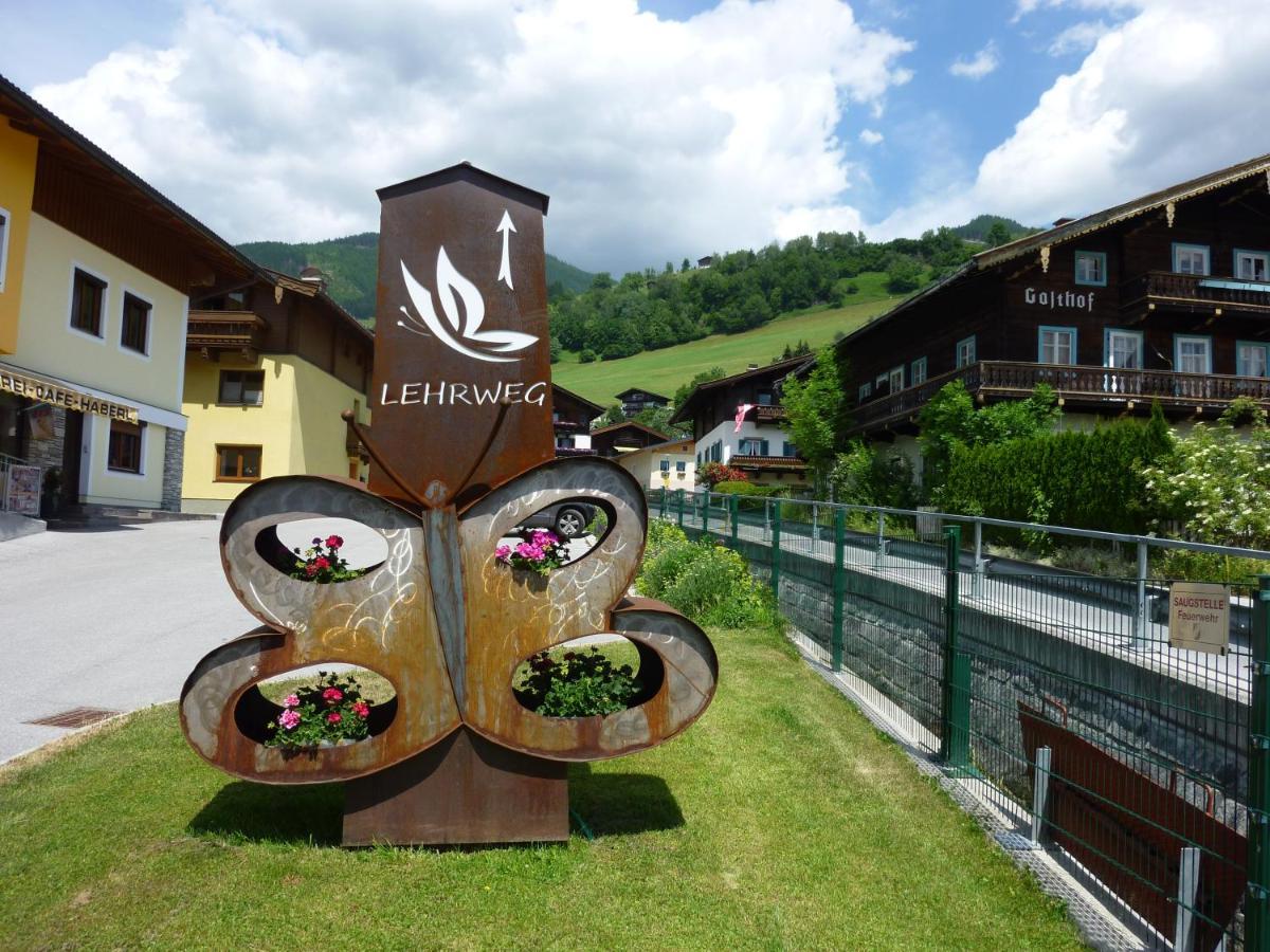 Pension zu Hause Uttendorf Exterior foto