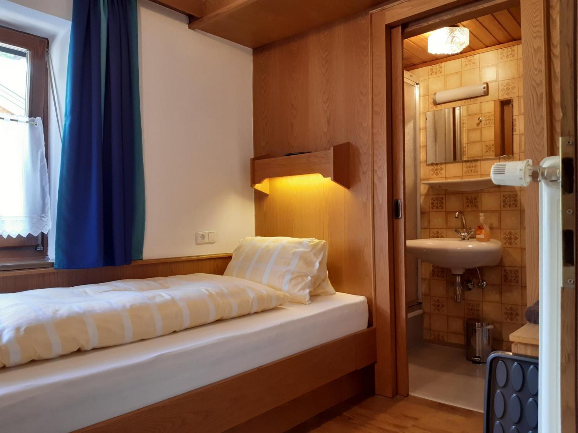 Pension zu Hause Uttendorf Zimmer foto