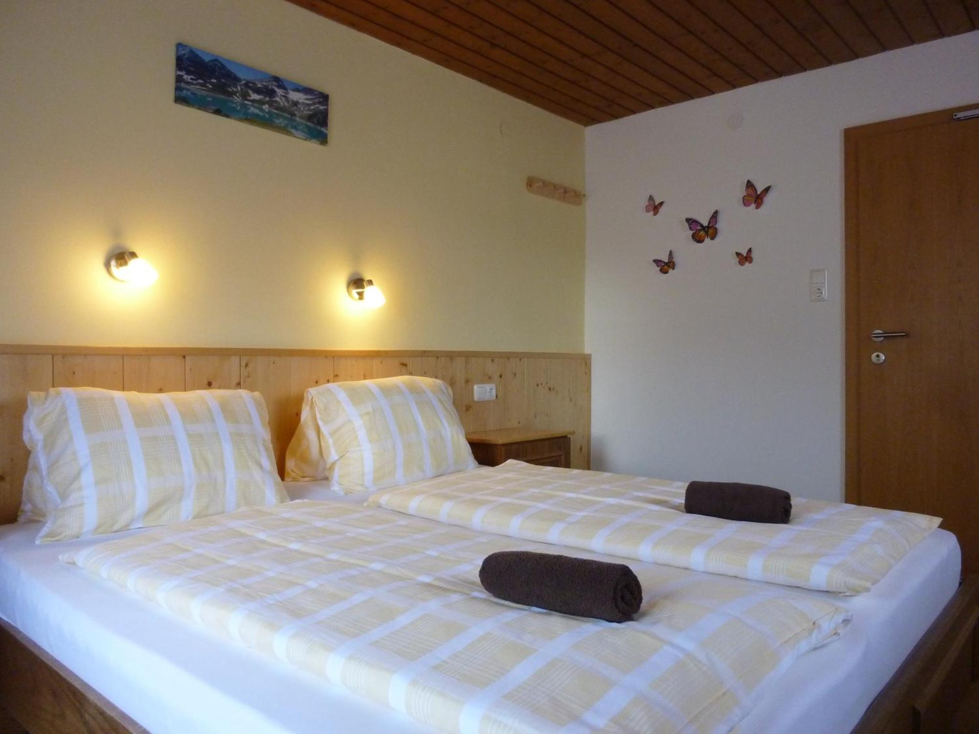 Pension zu Hause Uttendorf Zimmer foto